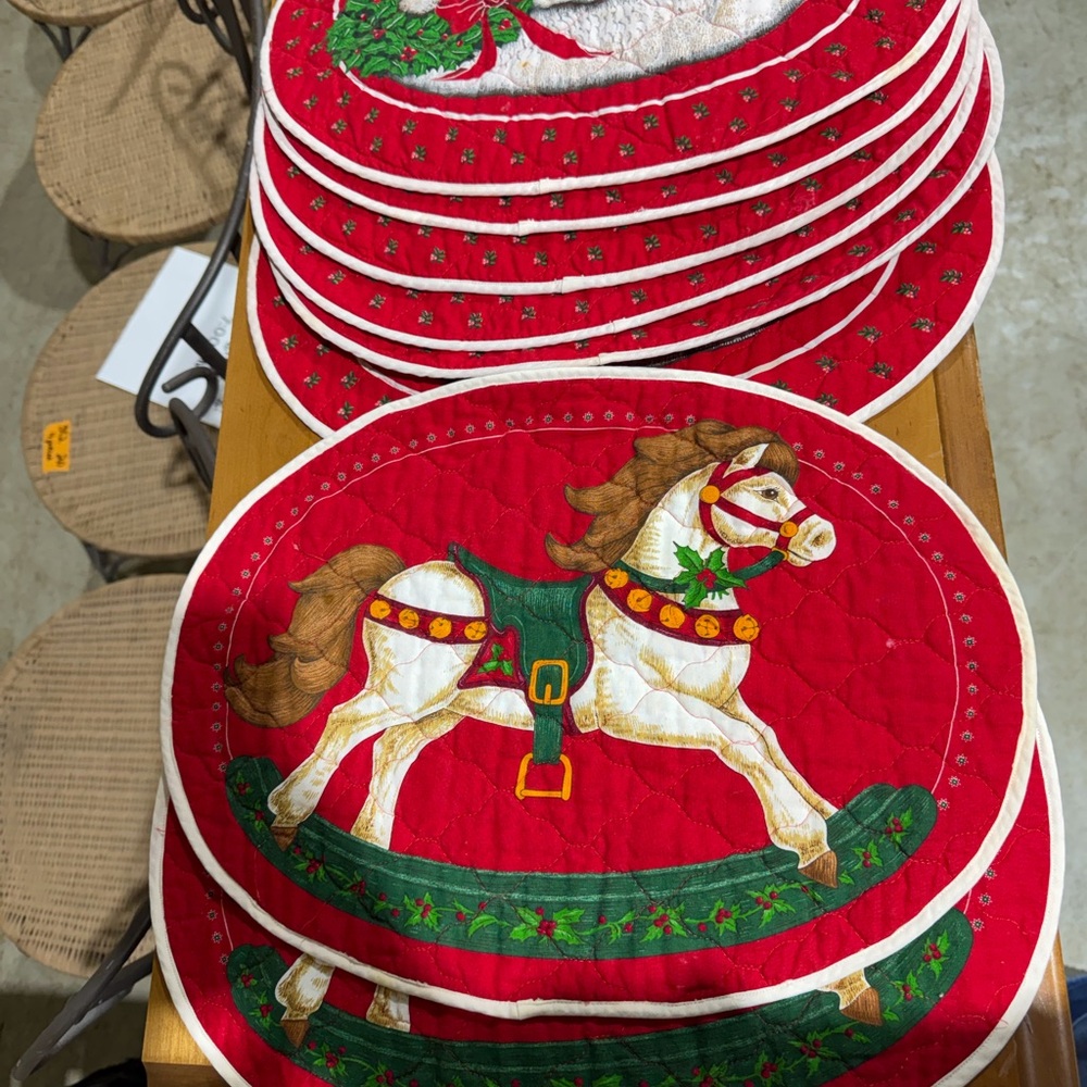 Vintage Quilted Christmas Placemats – Set of 8 – Horse and Swan